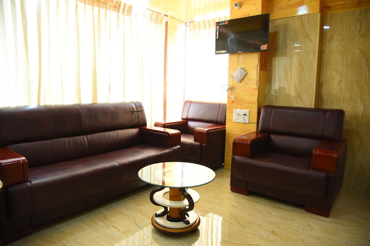 Hôtel King Park à Pondichéry Extérieur photo